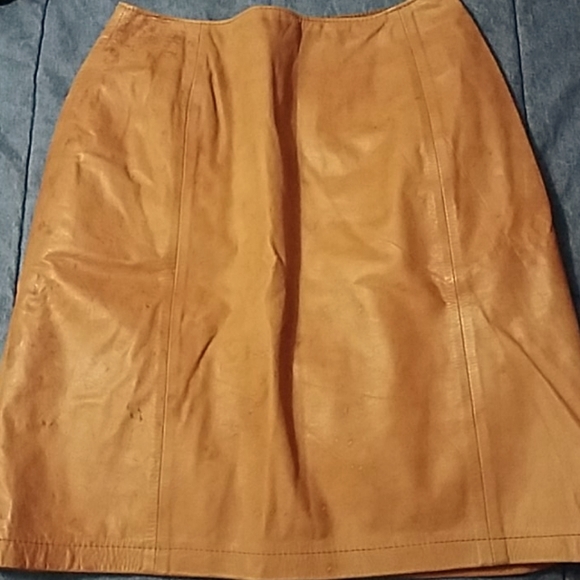 Amati vintage leather skirt from Paraguay - Picture 1 of 5